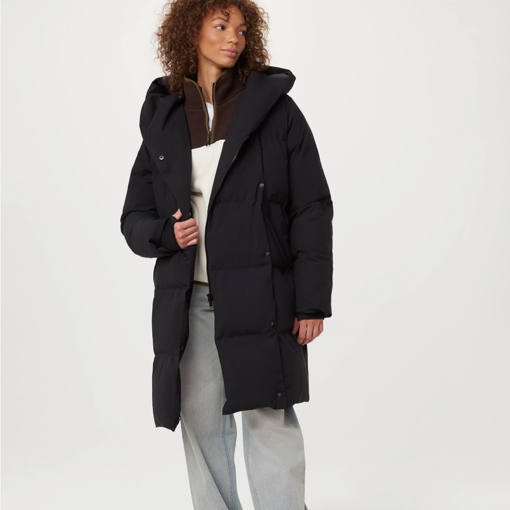 Frank and Oak Hygge Puffer Coat in Black, Size S
